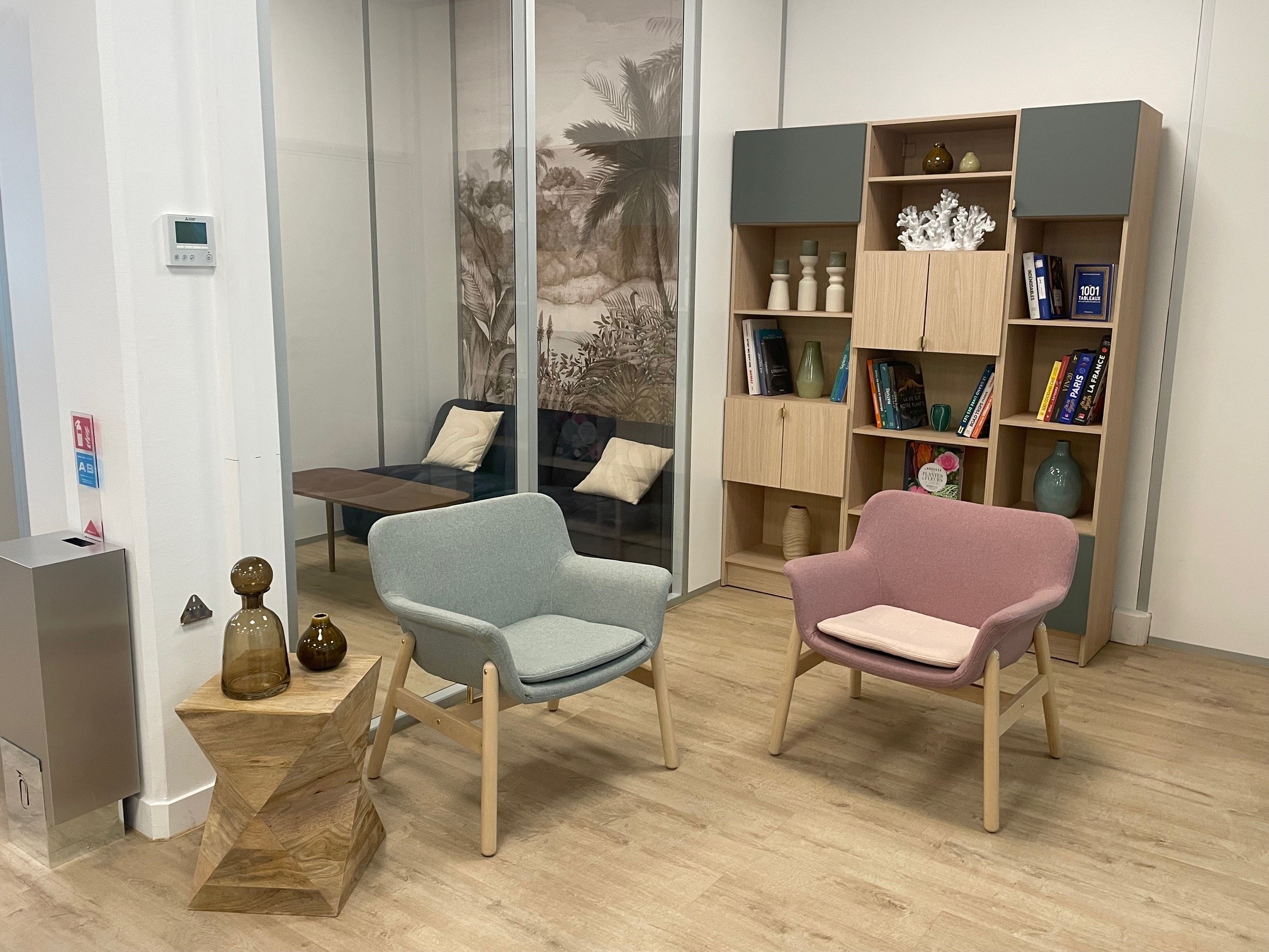 Conrads Corner 1/2024 Office Paris